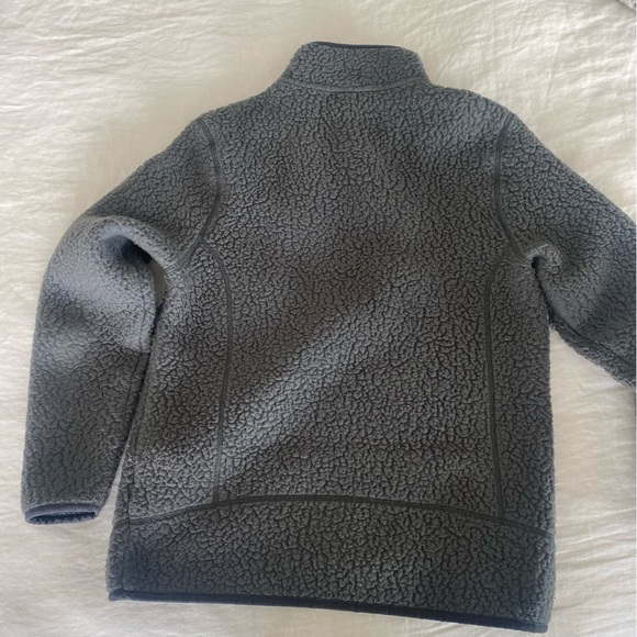 Patagonia half zip fleece - Picture 2 of 4
